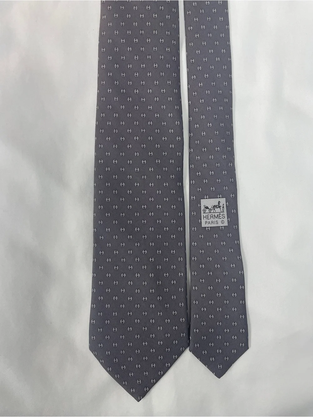 Hermes 100% Silk Gray Tie with Micro 'H' Motif “H TONNEAU” 606111 FA